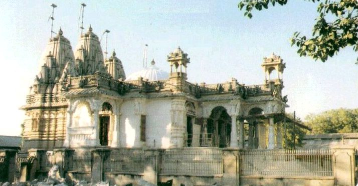 Gujarat - Bhoyani - Bh. Mallinath. Fonte: www.jainsamaj.org