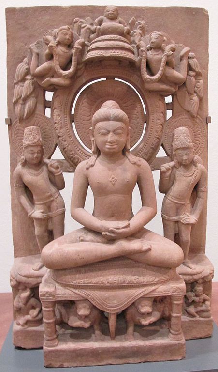 India, uttar pradesh, jina rishabhanatha. Fonte: wikimedia.org
