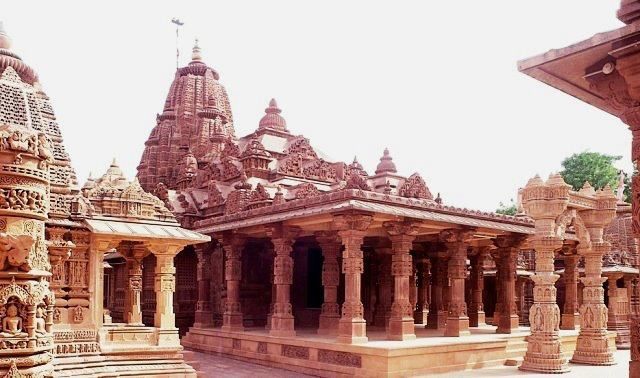 Rajasthan - Osian - Bh. Mahavir. Fonte: www.jainsamaj.org